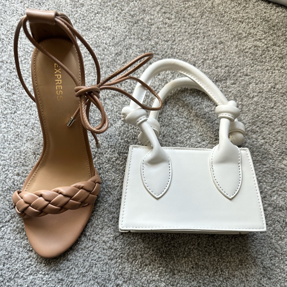 NWOT Mini Purse, White. - Picture 5 of 5